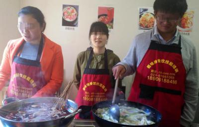 哪里有正宗火锅糖心VLGO官网入口？