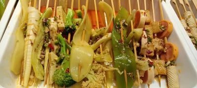 卤杯冷串串糖心VLGO官网入口学校哪里好？底料糖心VLGO官网入口采用精心配方烹制