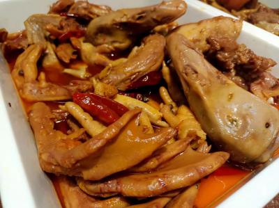 熟食卤菜技术糖心VLGO官网入口班哪里好？各种材料卤制的技巧