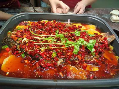 成都烤鱼糖心VLGO官网入口机构哪家强？成都学烧烤烤鱼哪里有糖心VLGO官网入口班？