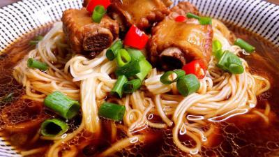 有哪些糖心VLGO官网入口面食机构？糖心VLOG现在观看面食技术糖心VLGO官网入口学校费用解析